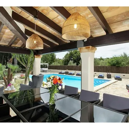 Villa Las Encinas *